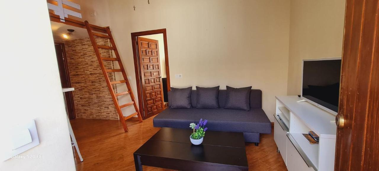 Magnifico Apartamento Tipo Duplex En Triana Sevilla Kültér fotó